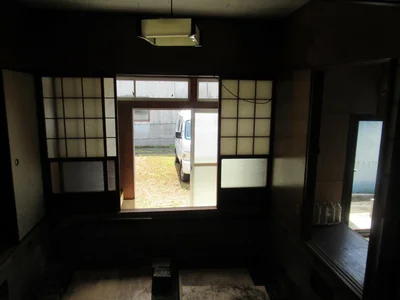 entrance