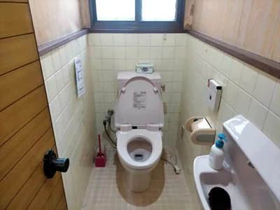 toilet