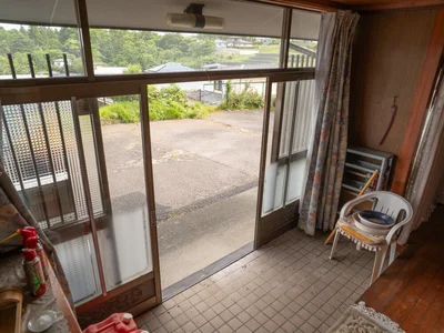 entrance entrance
