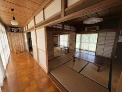 japanese-style room(s)