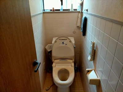 toilet