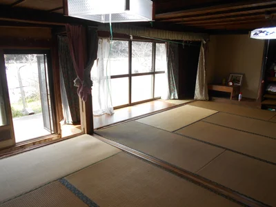 Photo 2 Photo 2