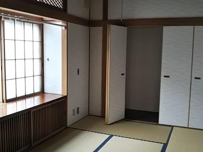 japanese-style room(s)
