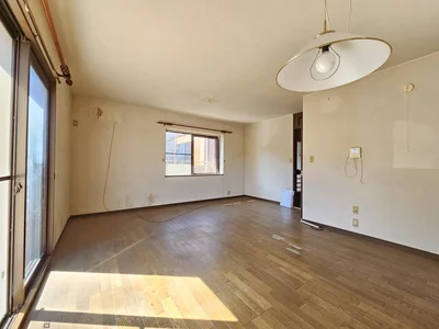 western-style room(s)