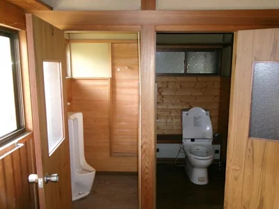 toilet