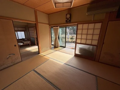 japanese-style room(s)