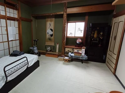western-style room(s)