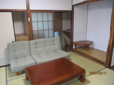Photo 2