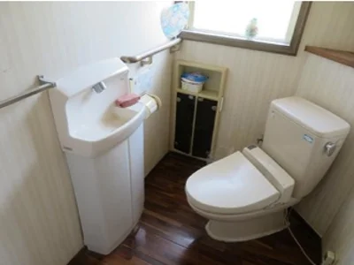 toilet