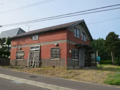 Photo 1 Photo 1