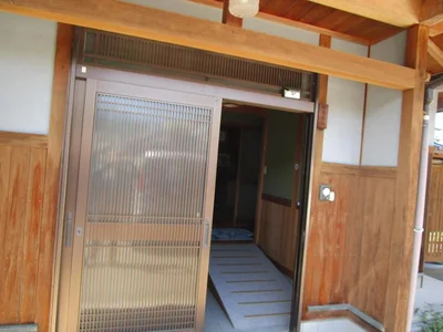 entrance