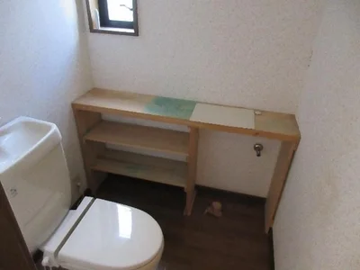 toilet