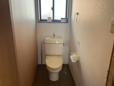 toilet