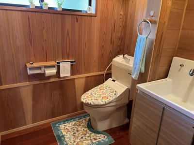 toilet