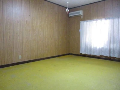 western-style room(s)