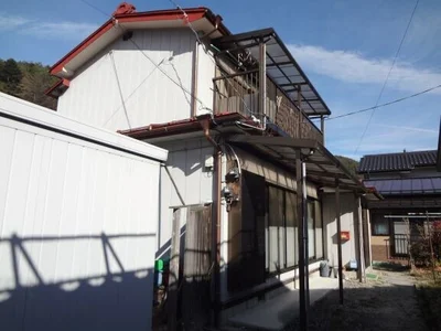 Photo 1 Photo 1