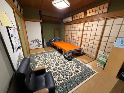 Photo 2 Photo 2