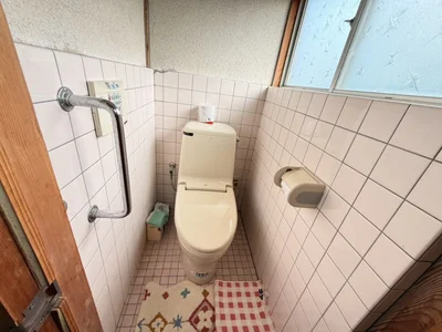 toilet
