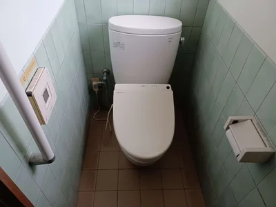 toilet