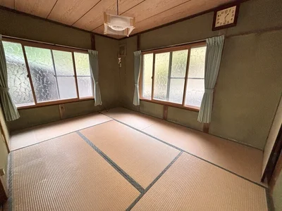 japanese-style room(s)