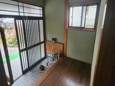 Photo 2
