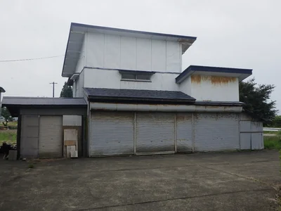 Photo 2