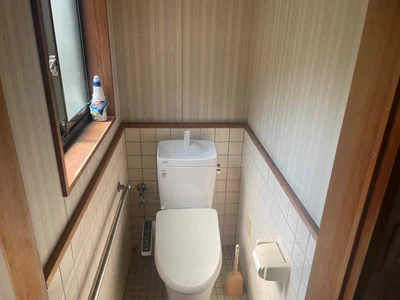 toilet toilet