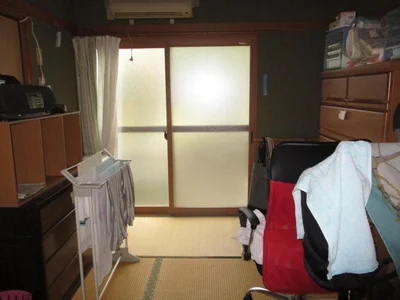 japanese-style room(s)