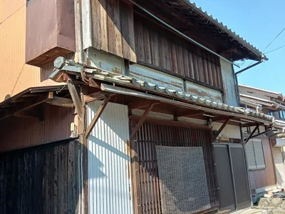 entrance