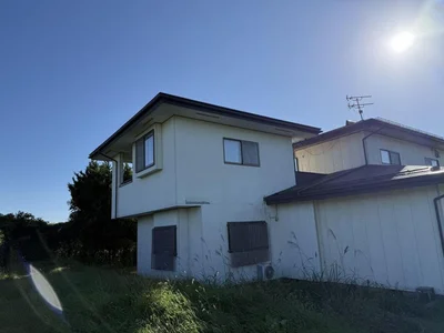exterior exterior