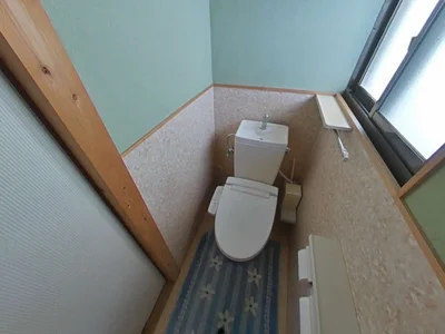toilet