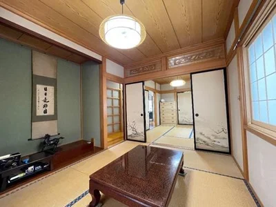 japanese-style room(s)