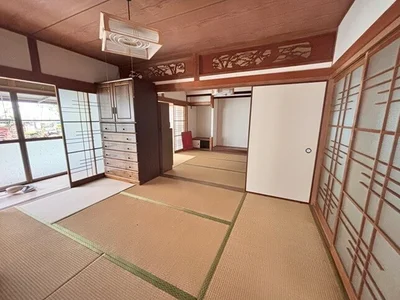 japanese-style room(s)