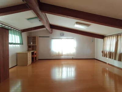 western-style room(s)