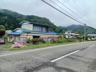 Photo 1 Photo 1