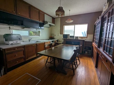 japanese-style room(s)
