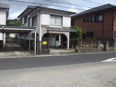 Photo 1 Photo 1