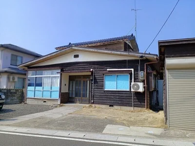 Photo 2 Photo 2