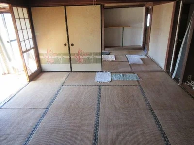 japanese-style room(s)