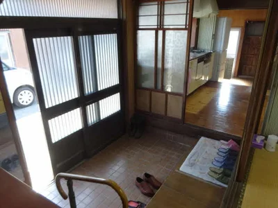 entrance