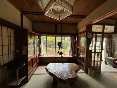 居間
