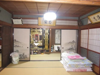 Photo 2 Photo 2
