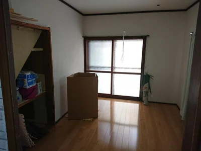 western-style room(s)