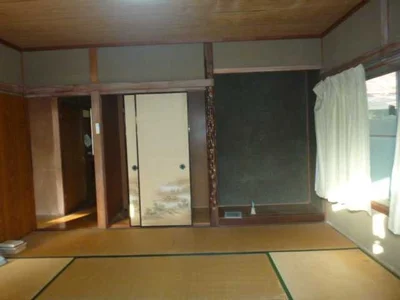 Photo 2 Photo 2