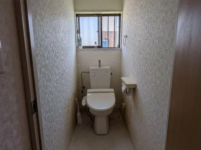 toilet
