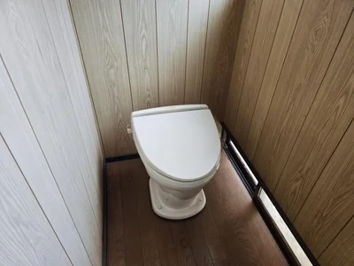 toilet