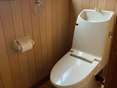 toilet