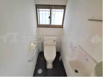 toilet