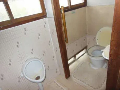 toilet toilet