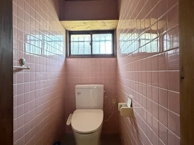 toilet